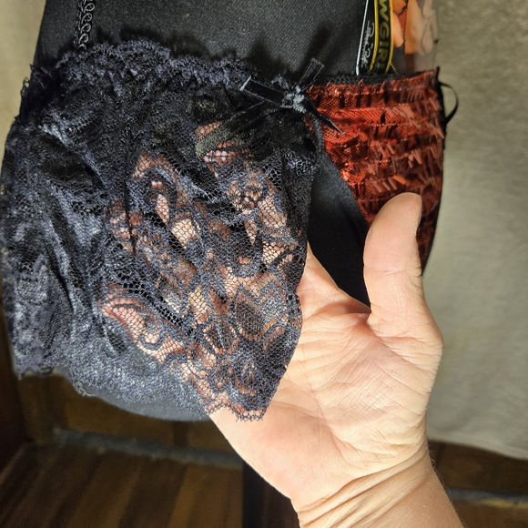 2/$15 - SHOWGIRL/RENE ROFE. RED SEQUIND & BLACK LACE PANTIES - Picture 4 of 8